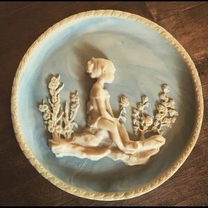 Vintage Avondale plate